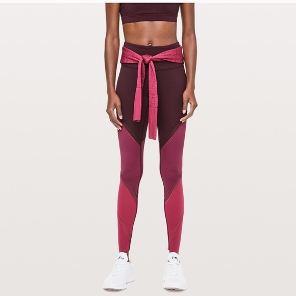 $128 Lululemon high waisted yoga pants LIKE NEW